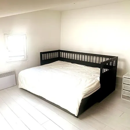 Apartment In The Heart Of Le Marais *